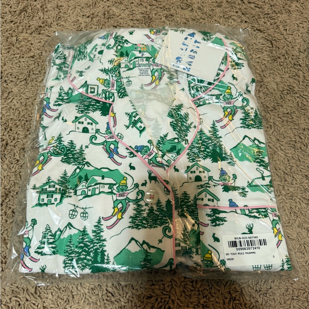 Roller Rabbit Green Ski Toile size small polo pajamas
